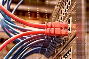 Entenda a importância de fazer o cabeamento de rede de internet