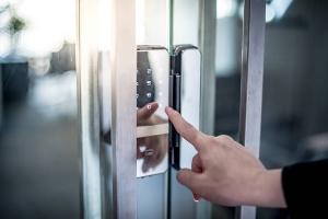 Confira mais detalhes sobre o sistema de controle de acesso a portaria