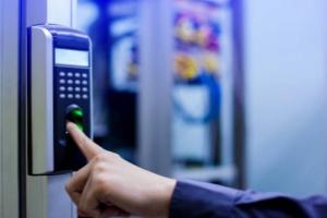 O controle de acesso de portas é um sistema indispensável no seu imóvel