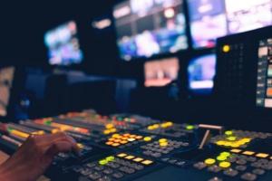 Sistema circuito fechado de tv em controle operacional